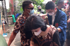 Desiree Tarigan Datangi...