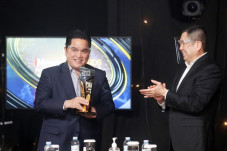 Menteri BUMN Erick Thohir,...