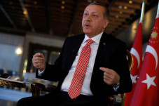 Erdogan Lanjutkan Proyek...