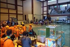 Terima Gaji Pertama,...