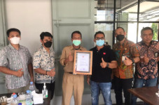 Dewan Rakyat Antikorupsi...