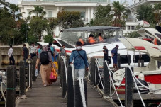 Penjaga Pantai Antisipasi...