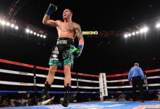 Joe Smith KO Bernard...