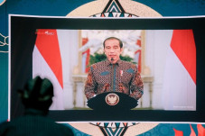 Bangkitkan Sektor Parekraf,...