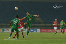 Menang Adu Penalti,...
