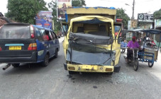 Tragis! Sopir Truk Terjepit...