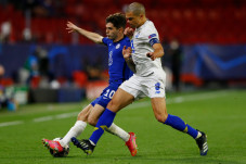 Chelsea Sesumbar Bakal...