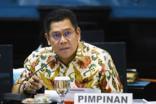 Wakil Ketua Komisi III...