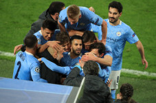Antar Man City ke Semifinal...