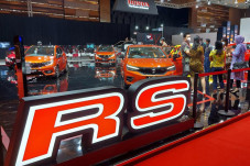 4 Model Terbaru Mobil...