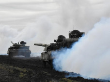 Rusia dan Ukraina Gelar...