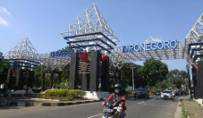 UNDIP Buka Program Doktor...