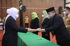 Saat Lantik 11 Pejabat,...