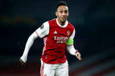 Aubameyang Kena Malaria,...