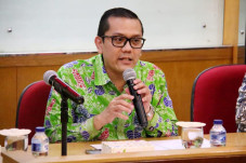 Pengamat Trisakti Ini...