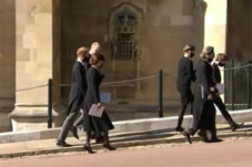 Menit-Menit Kate, Harry,...