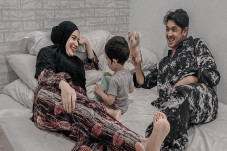 Arya Saloka dan Putri...