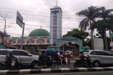 Masjid Besar Ujungberung,...
