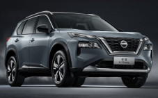 Debut di Asia, Nissan...