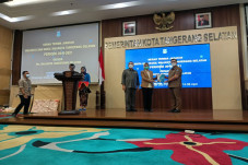 Plh Wali Kota Tangsel...
