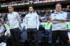 Pimpin Tottenham, Ryan...