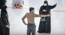 Arab Saudi Kerahkan...