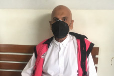 Enggak Pernah Lari dari...