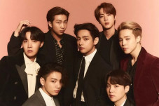 BTS Diprediksi Wamil...