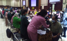 Persiapan PTM, Ribuan...