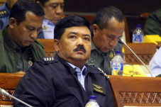 Tiga Negara Bantu Pencarian...