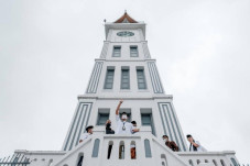 Sandiaga Uno: Fauzi...