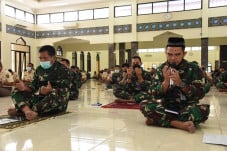 Seluruh Prajurit TNI...