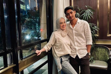 Arya Saloka Didoakan...