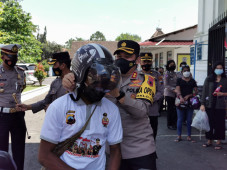 Sukseskan Operasi Keselamatan,...