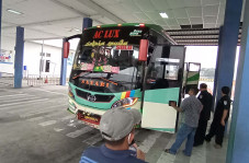 Sepi Penumpang, Kru...