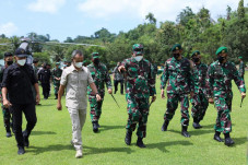 Terima Kunjungan Pangkostrad,...