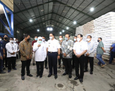 Jatim Surplus Beras...