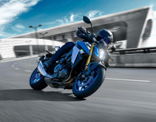 Suzuki GSX-S1000 Resmi...