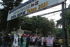HUT Depok Ke-22 Disambut...