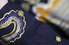 Kemurnian Emas Diaplikasikan...