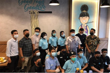 Kantongi Sertifikasi...