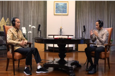 Jokowi-Nadiem Beri Opsi...