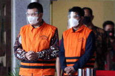 KPK Perpanjang Penahanan...