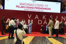Disaksikan Jokowi, Pemilik...