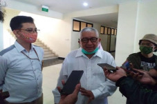 Guru Sukabumi Lumpuh...