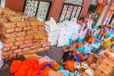 Selama Ramadhan, Masjid...