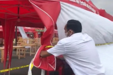 Bazar dan Konser Musik...