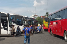 H-2 Larangan Mudik,...