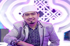 Ustadz Solmed Jual Mobil...