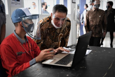 Mengenal Lebih Jauh...
